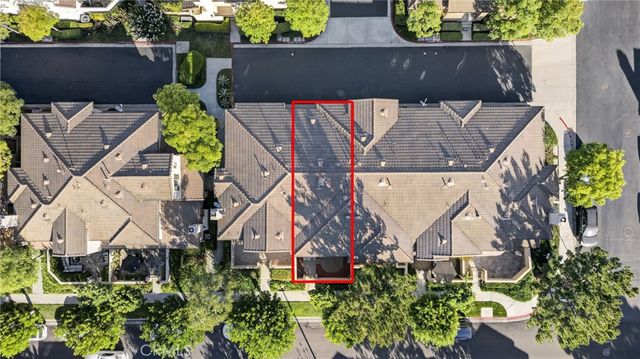 90 Topaz, Irvine, CA 92602