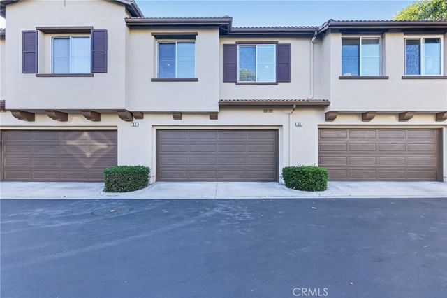 90 Topaz, Irvine, CA 92602