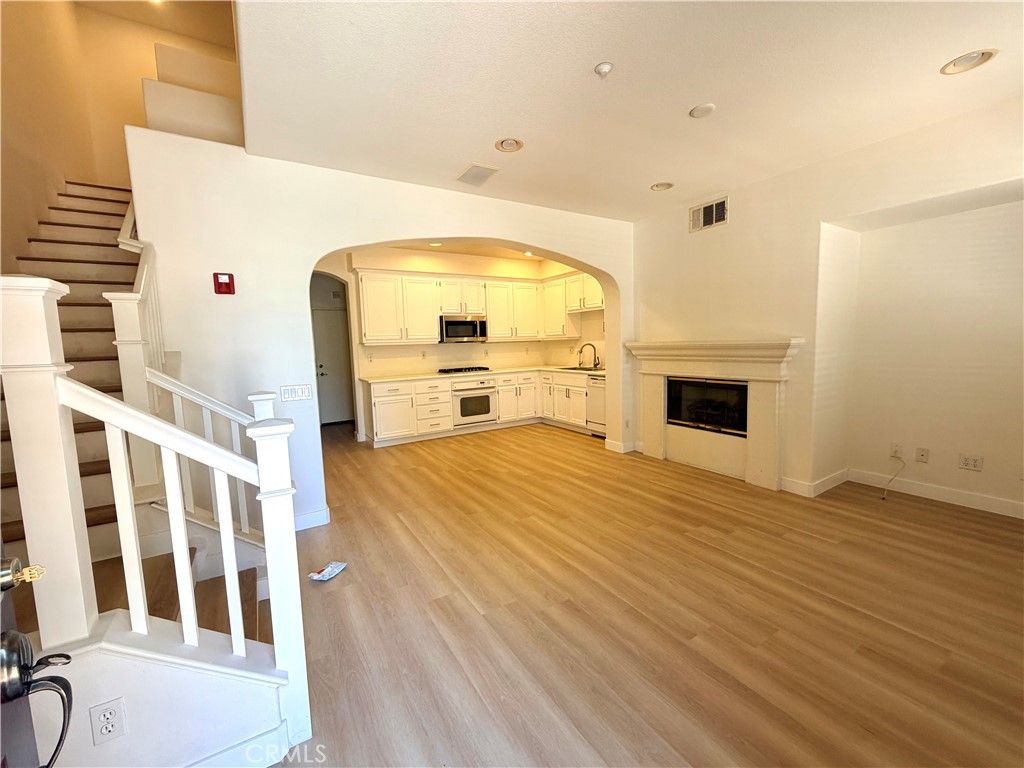 Image 2 of property listing at 90 Topaz, Irvine, CA 92602