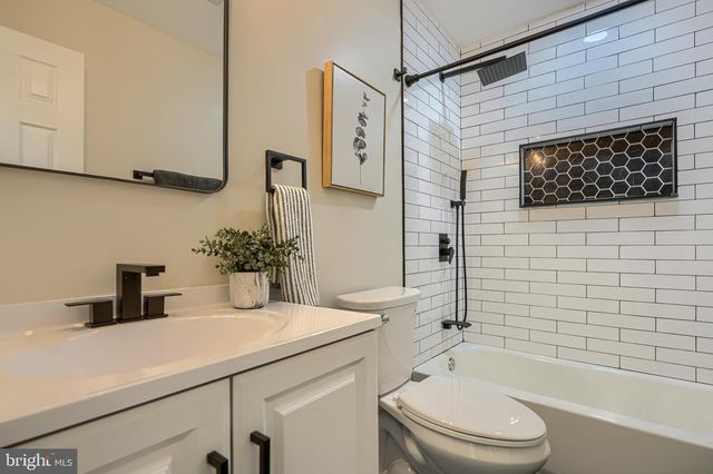 2608 HURON ST, Baltimore, MD 21230