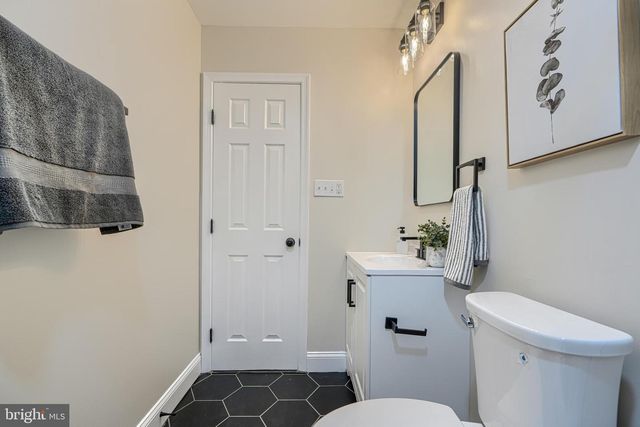 2608 HURON ST, Baltimore, MD 21230
