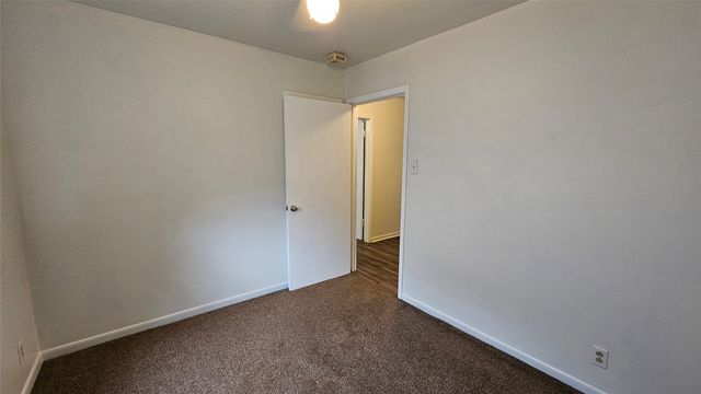 604 Sun Valley Drive, Denton, TX 76209