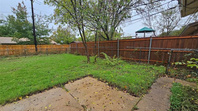 604 Sun Valley Drive, Denton, TX 76209