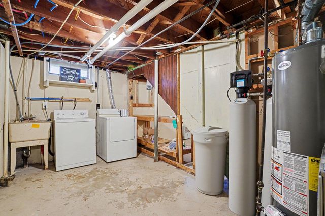 5545 S Sprinkle Road, Portage City, MI 49002