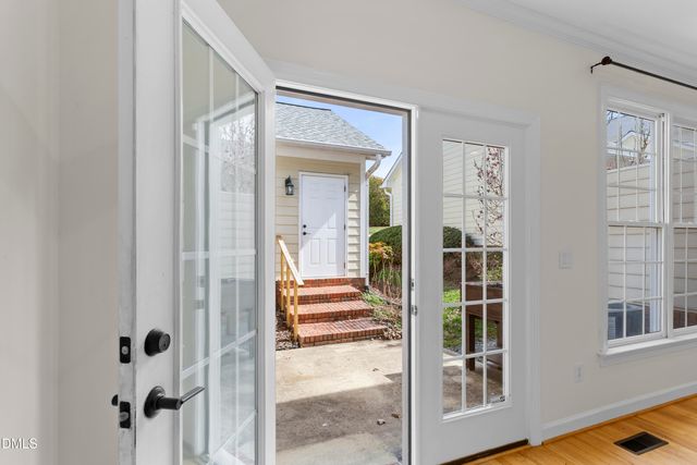 525 Copperline Drive, Chapel Hill, NC 27516