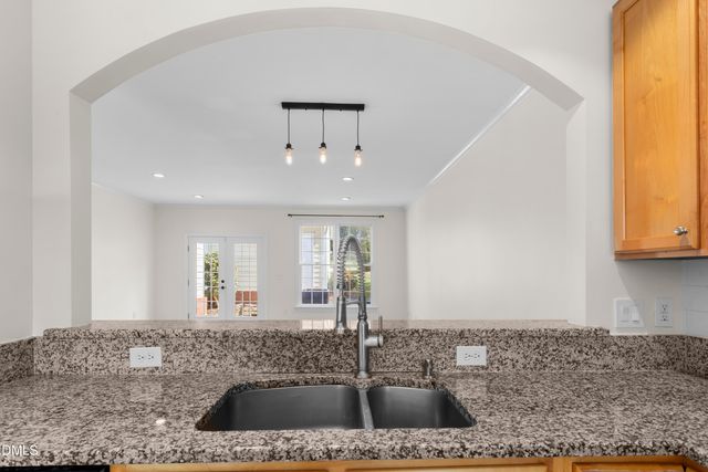 525 Copperline Drive, Chapel Hill, NC 27516