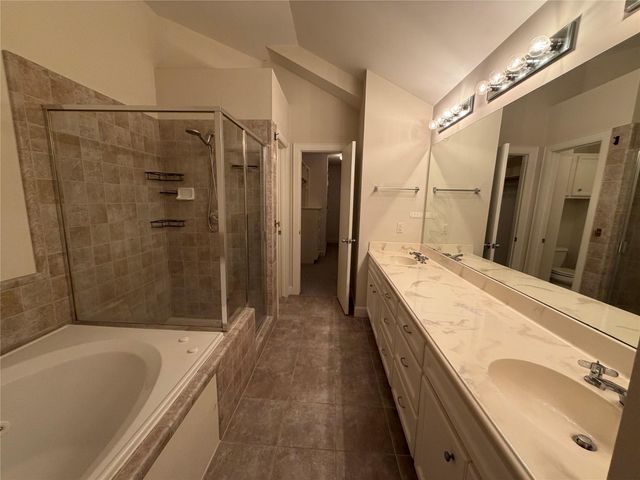 8715 Meadowcroft Drive 1204, Houston, TX 77063