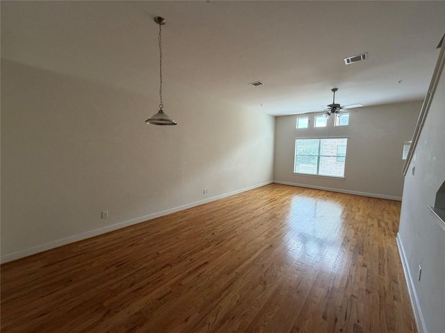 8715 Meadowcroft Drive 1204, Houston, TX 77063