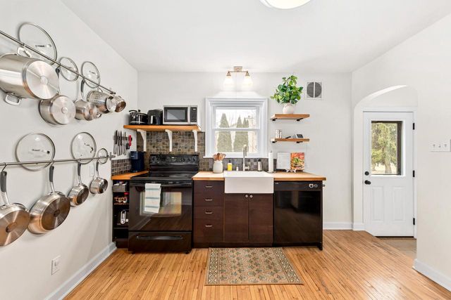 15160 W Burleigh ROAD, Brookfield, WI 53005