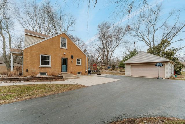 15160 W Burleigh ROAD, Brookfield, WI 53005