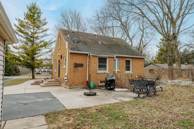 15160 W Burleigh ROAD, Brookfield, WI 53005