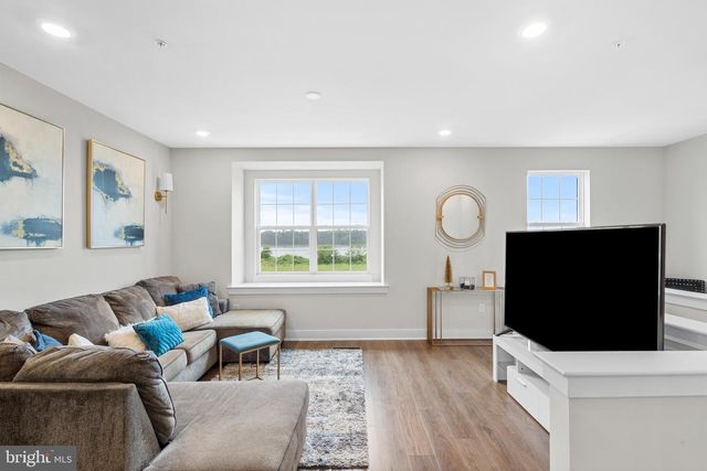 204A DOCK ST, Bensalem, PA 19020