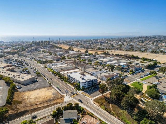 1321 Beryl Street 101, Redondo Beach, CA 90277