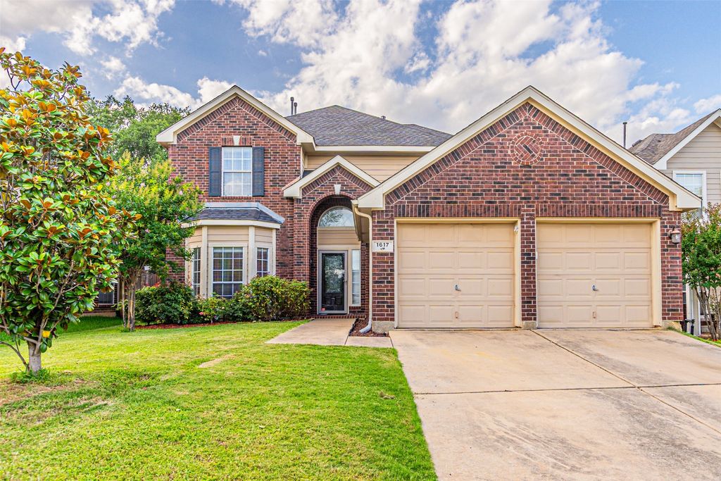 1617 Wood Ridge Court, Corinth, TX 76210