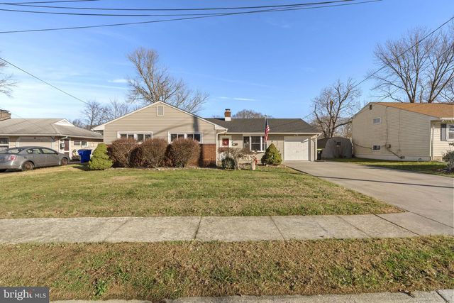 18 MALVINA LN, Newark, DE 19713