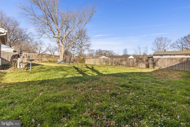 18 MALVINA LN, Newark, DE 19713