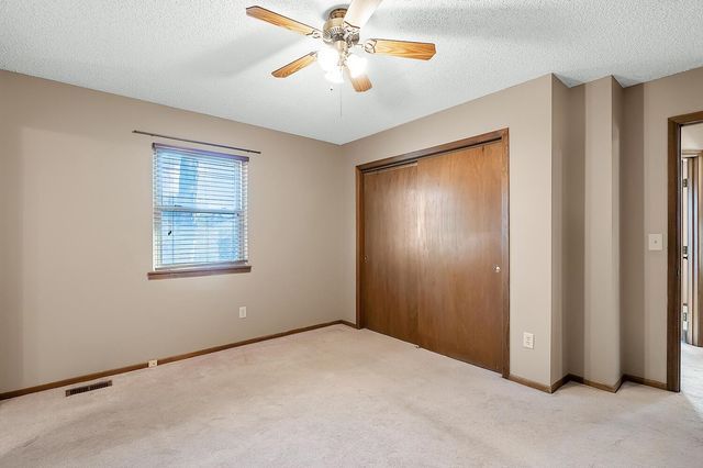 1446 N Gow St, Wichita, KS 67203