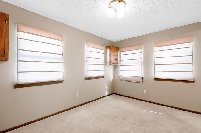 1446 N Gow St, Wichita, KS 67203