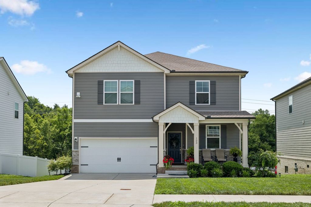 123 Millbrook Drive, Spring Hill, TN 37174