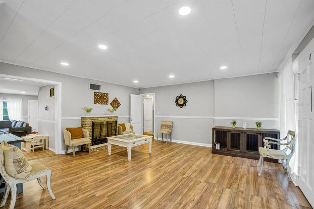 615 AVENUE A NE, Winter Haven, FL 33881