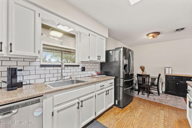 4156 FALCON RUN Lane, Middleburg, FL 32068