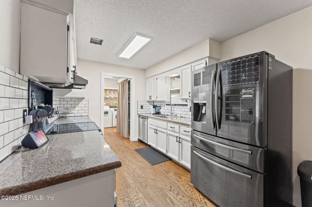 4156 FALCON RUN Lane, Middleburg, FL 32068