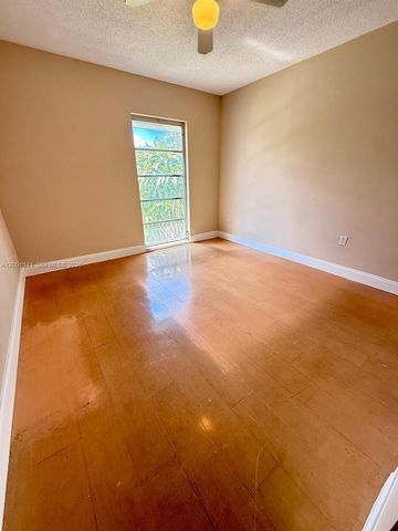 3301 Raleigh St 4D, Hollywood, FL 33021