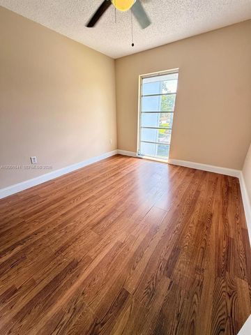 3301 Raleigh St 4D, Hollywood, FL 33021