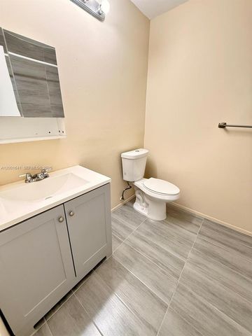 3301 Raleigh St 4D, Hollywood, FL 33021