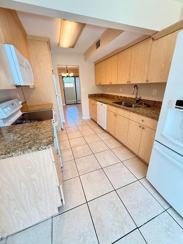 3301 Raleigh St 4D, Hollywood, FL 33021