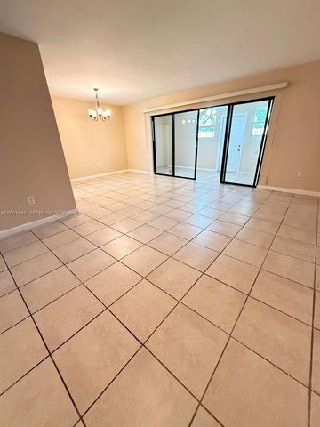 3301 Raleigh St 4D, Hollywood, FL 33021