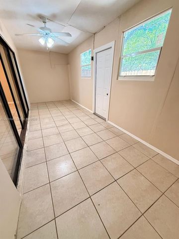 3301 Raleigh St 4D, Hollywood, FL 33021