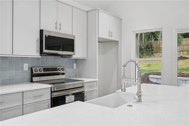 2050 Morehouse Drive NW, Atlanta, GA 30314