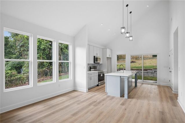 2050 Morehouse Drive NW, Atlanta, GA 30314