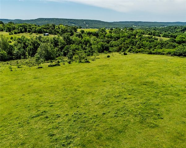 12930 Baker Mountain, Prairie Grove, AR 72753