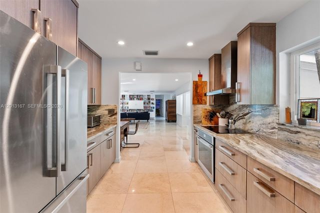 4510 Ingraham Hwy, Coral Gables, FL 33133