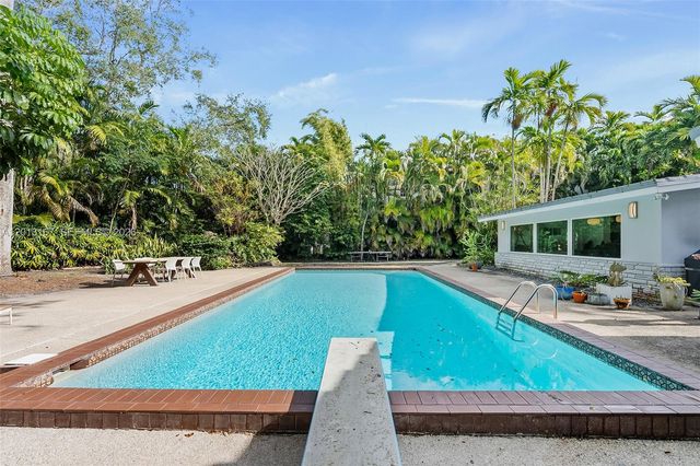 4510 Ingraham Hwy, Coral Gables, FL 33133