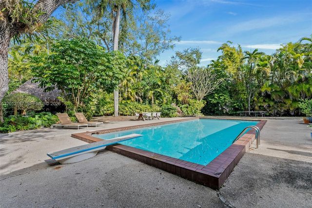 4510 Ingraham Hwy, Coral Gables, FL 33133