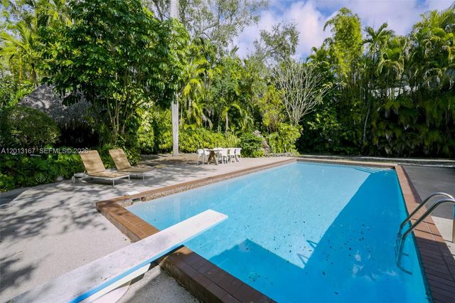 4510 Ingraham Hwy, Coral Gables, FL 33133