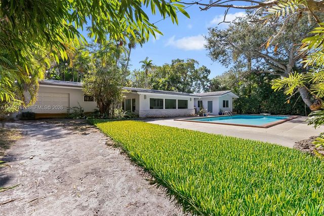 4510 Ingraham Hwy, Coral Gables, FL 33133
