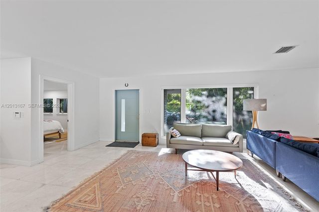 4510 Ingraham Hwy, Coral Gables, FL 33133