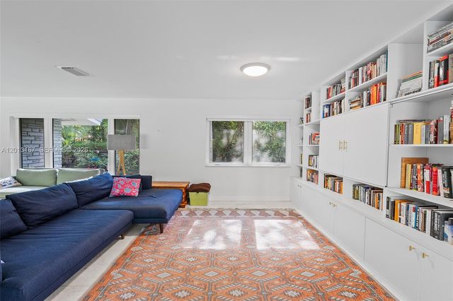 4510 Ingraham Hwy, Coral Gables, FL 33133