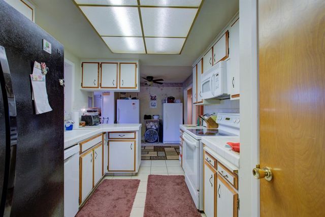 16067 Acacia St, Delhi, CA 95315