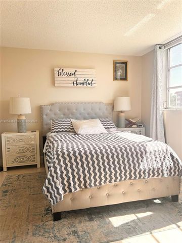 361 S Hollybrook Dr 104, Pembroke Pines, FL 33025