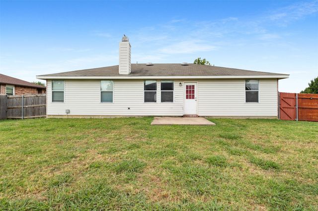 1434 Paint Brush Court, Burleson, TX 76028