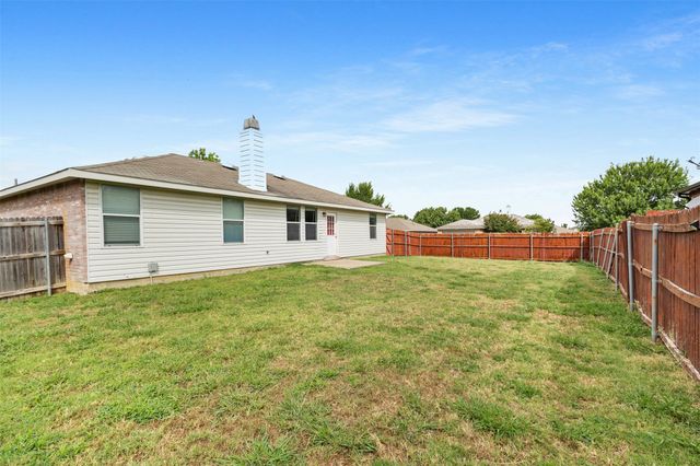1434 Paint Brush Court, Burleson, TX 76028