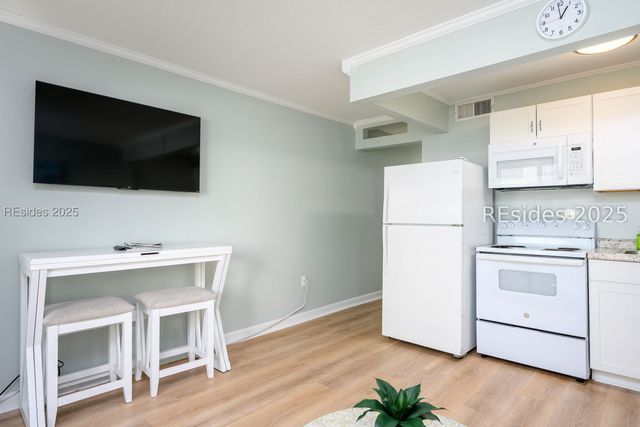 239 Beach City Rd Apt 2115, Hilton Head Island, SC 29926