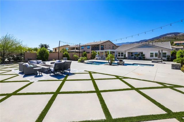 2627 Chad Zeller, Corona, CA 92882