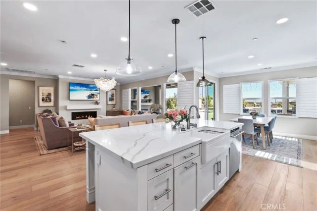 2627 Chad Zeller, Corona, CA 92882