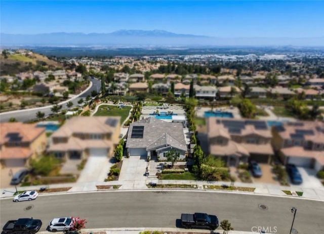 2627 Chad Zeller, Corona, CA 92882